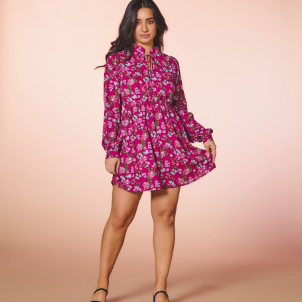 Wantable NWT Long Sleeve Floral Dress in Magenta